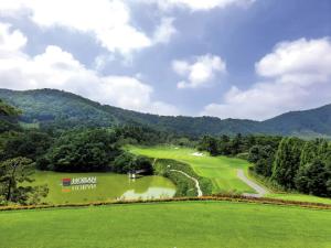 서서울CC, AI 골프장 운영 솔루션 '브이골프' 도입 - 뉴스 썸네일 이미지